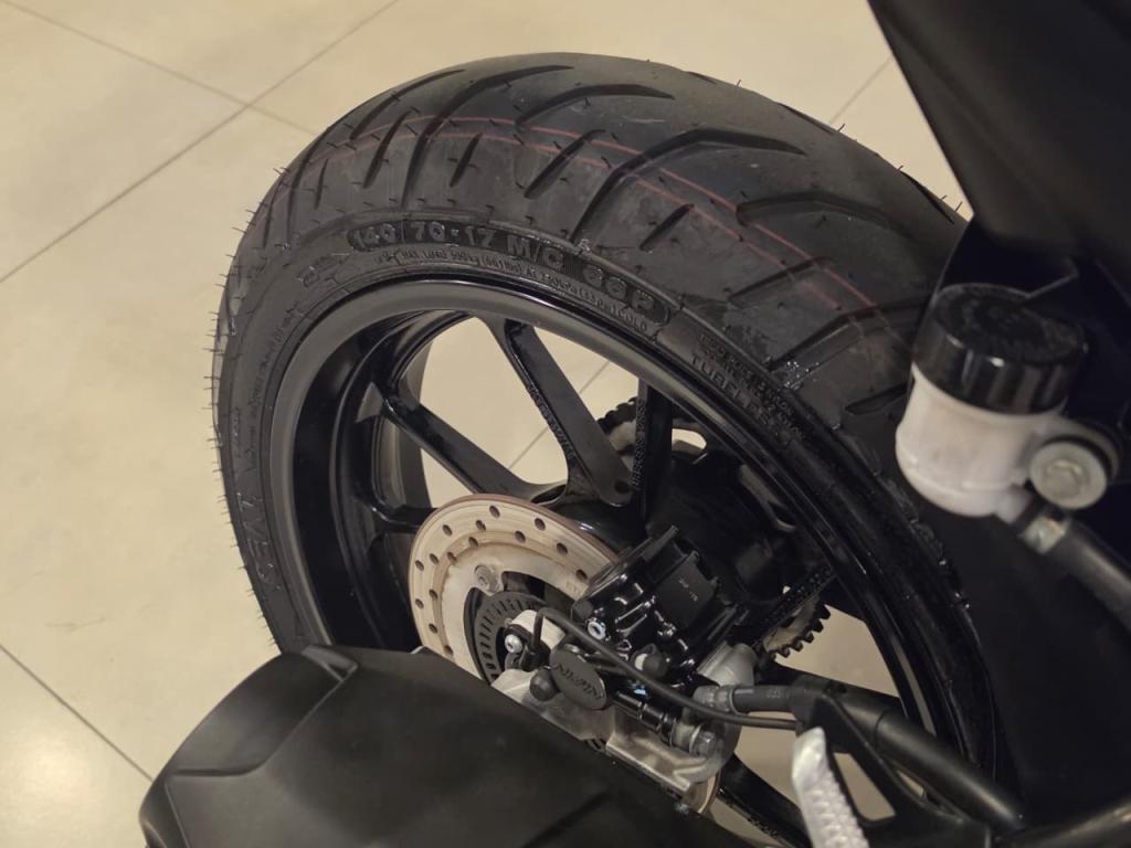 YAMAHA FZ 25 250 Fazer Flex - Foto