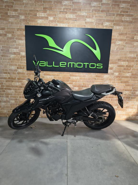 YAMAHA FZ 25 250 Fazer Flex - Foto