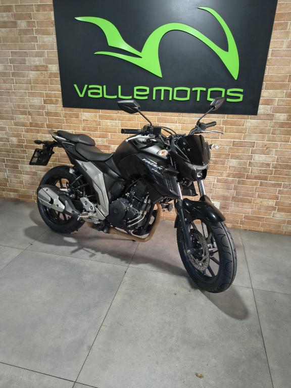 YAMAHA FZ 25 250 Fazer Flex