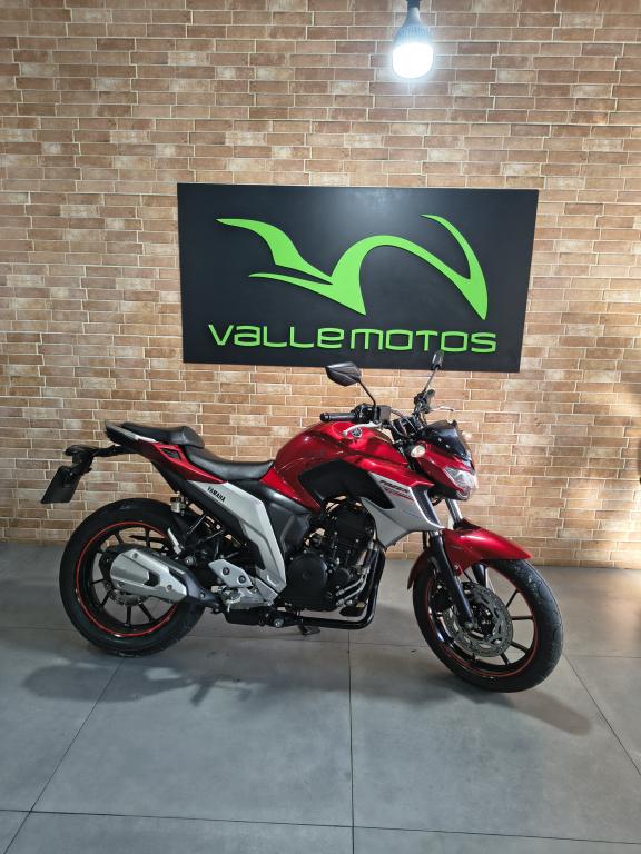 YAMAHA FZ 25 250 Fazer Flex - Foto