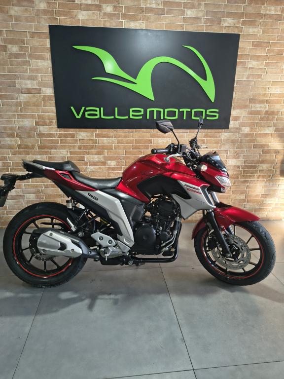 YAMAHA FZ 25 250 Fazer Flex - Foto