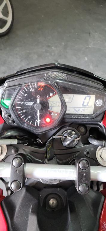 YAMAHA MT-03 300 - Foto