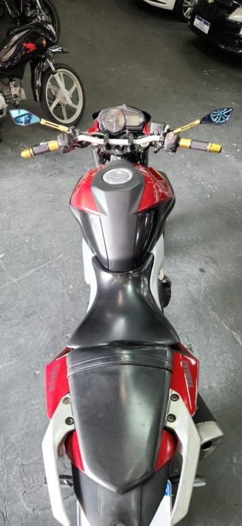 YAMAHA MT-03 300 - Foto