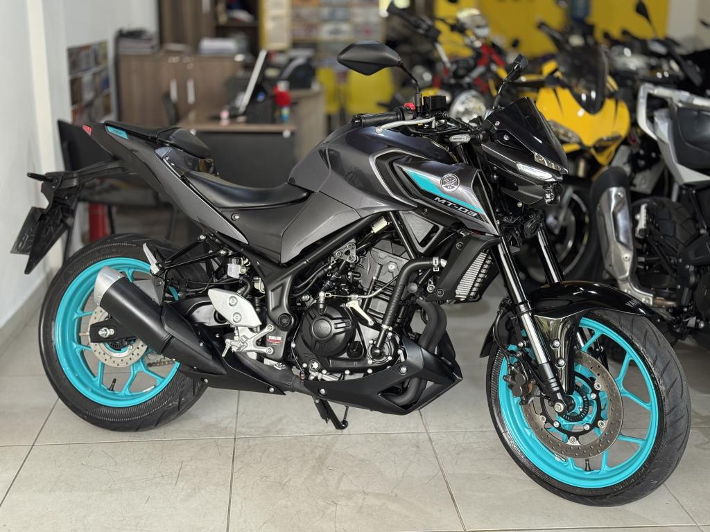 YAMAHA MT-03 300