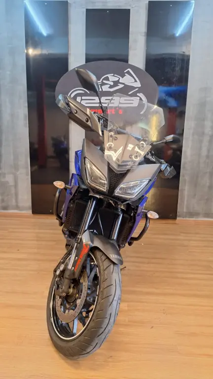 YAMAHA MT-09 Tracer 850 - Foto