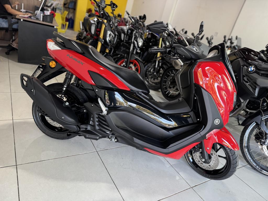 YAMAHA NMax 160 - Foto