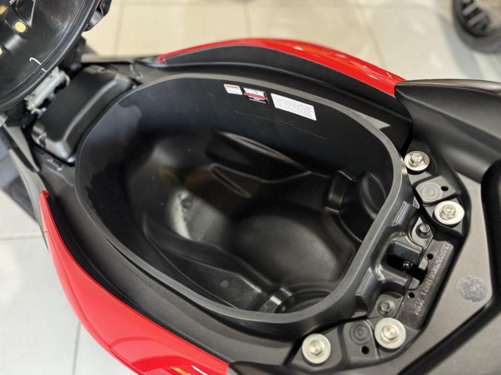 YAMAHA NMax 160 - Foto