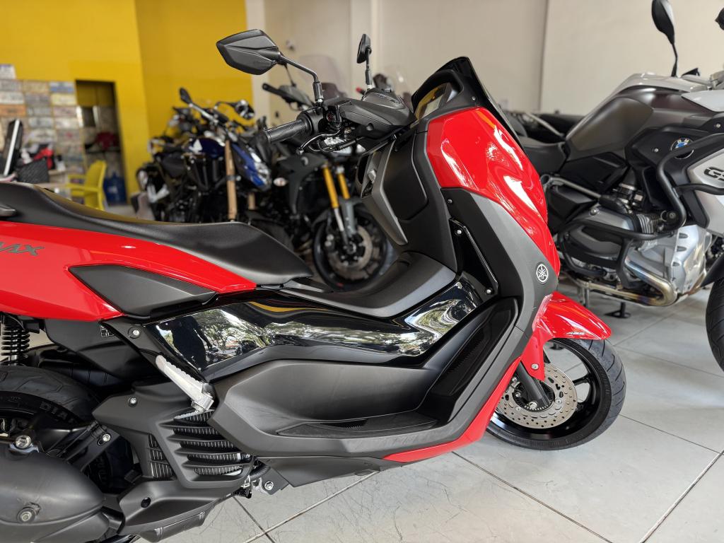 YAMAHA NMax 160 - Foto
