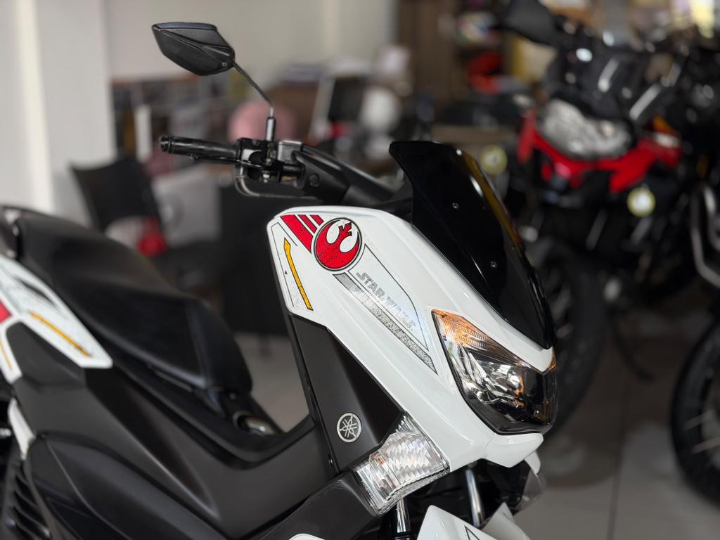 YAMAHA NMax 160 - Foto