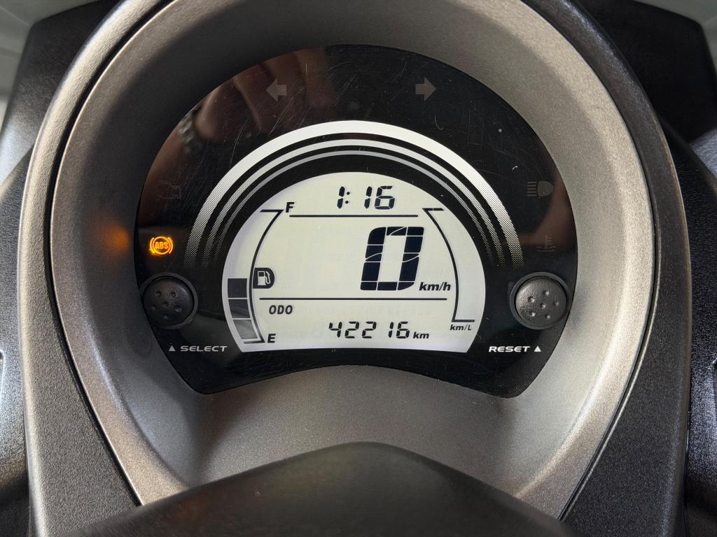 YAMAHA NMax 160 - Foto