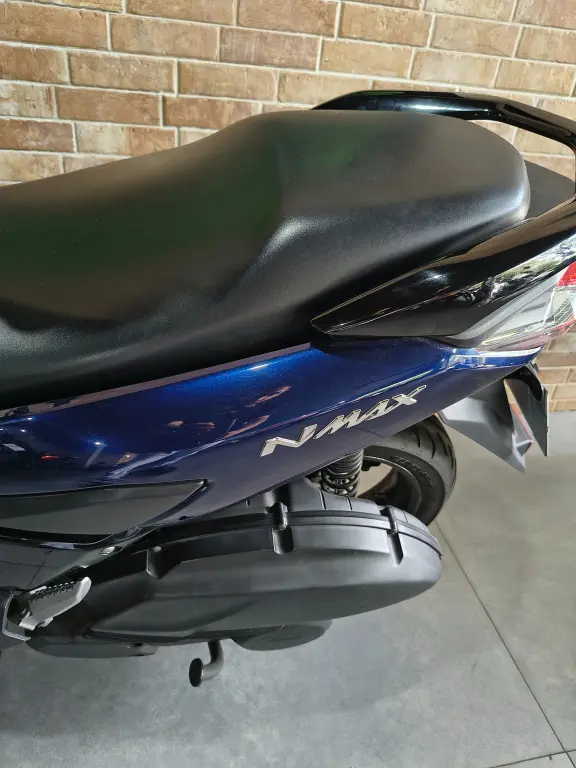 YAMAHA NMax 160 - Foto