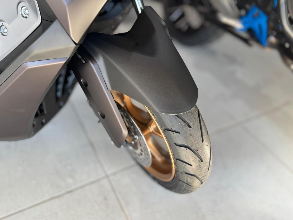 YAMAHA NMax 160 - Foto