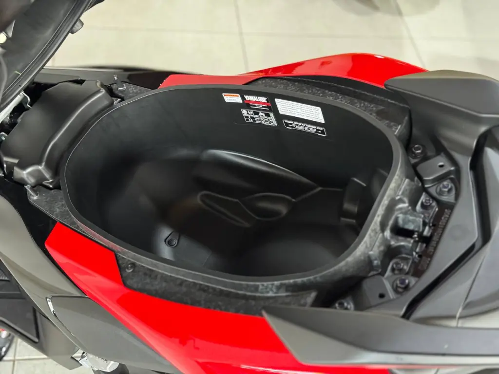 YAMAHA NMax 160 - Foto