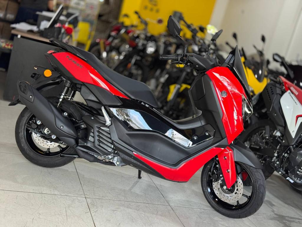 YAMAHA NMax 160 - Foto