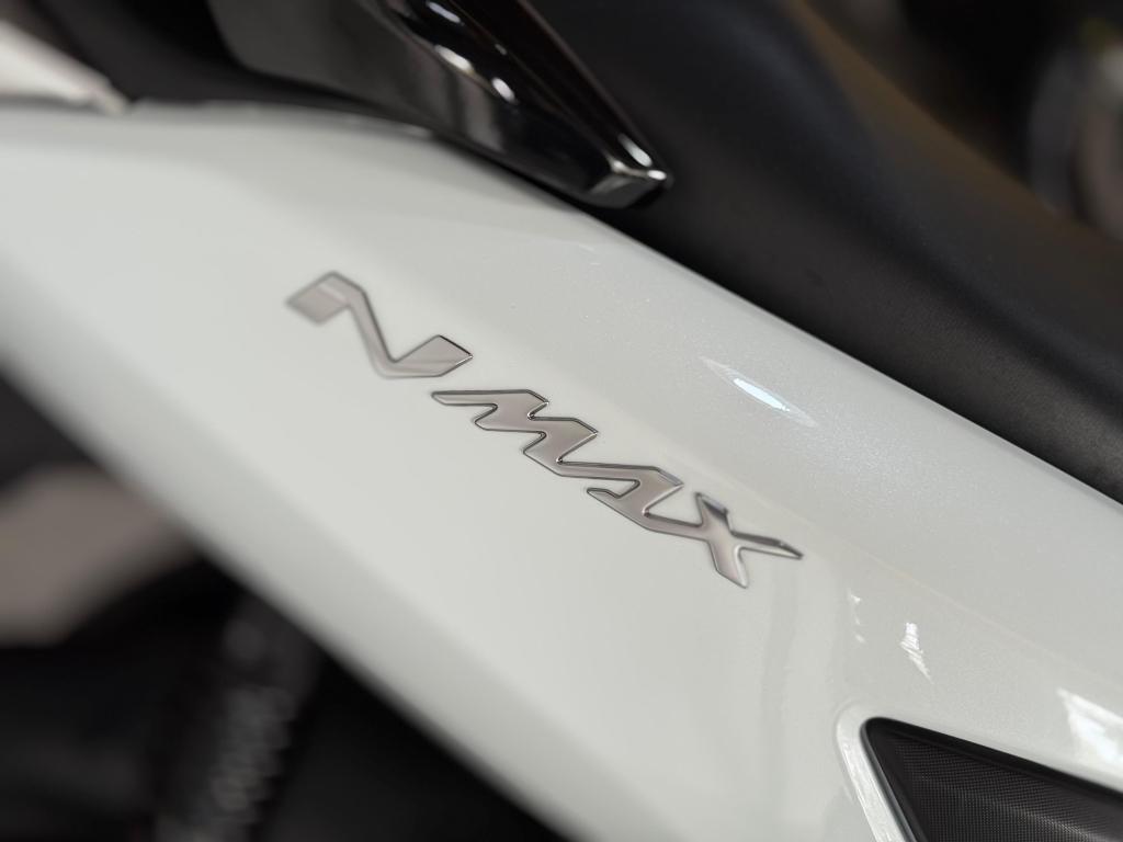 YAMAHA NMax 160 - Foto