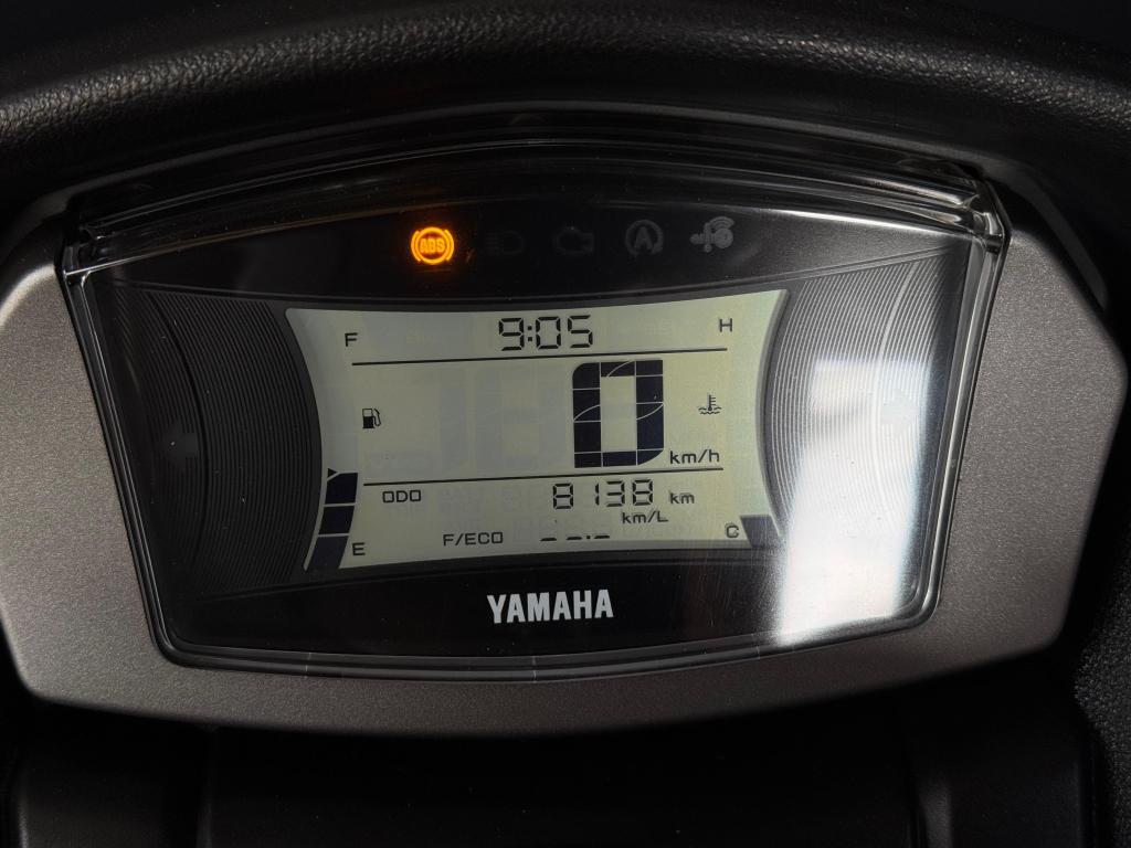 YAMAHA NMax 160 - Foto