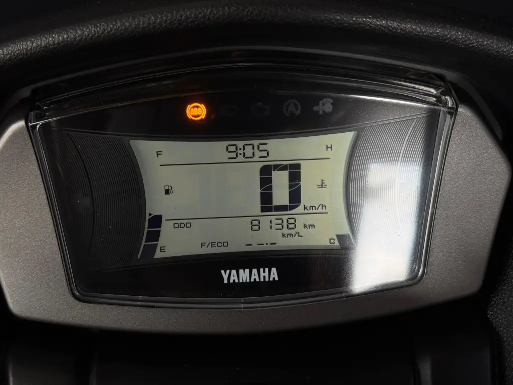 YAMAHA NMax 160 - Foto