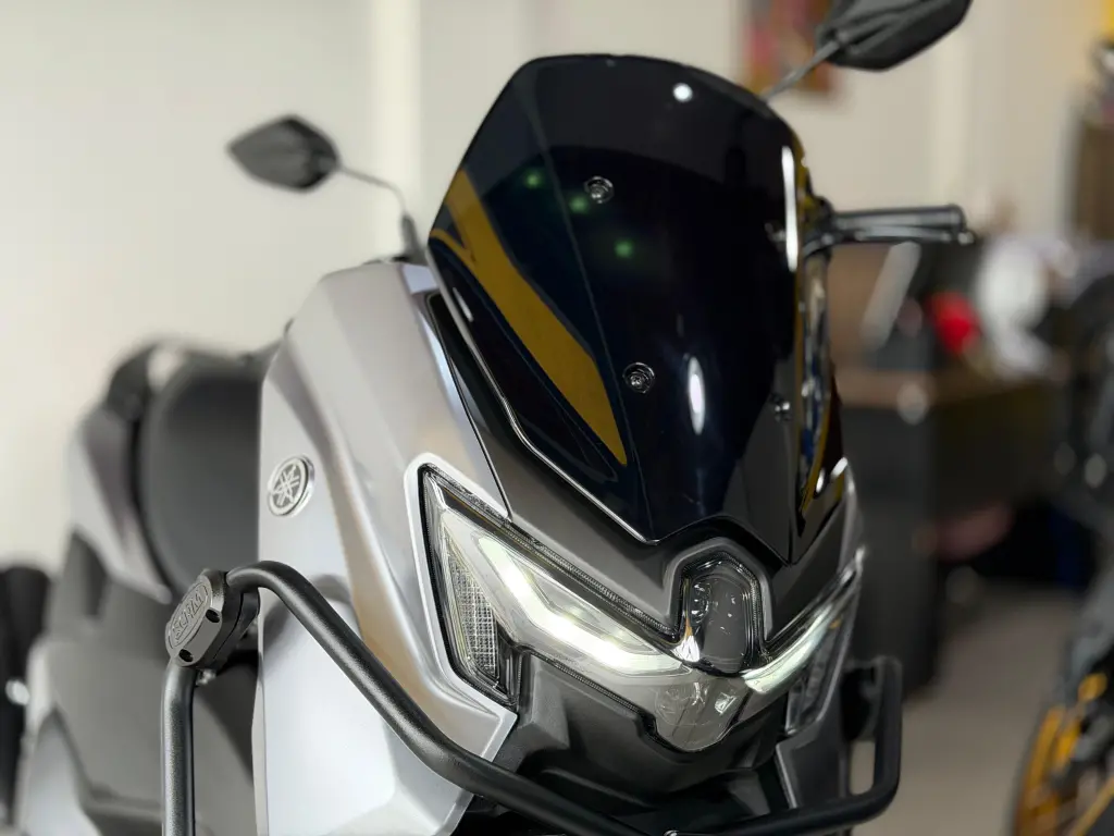 YAMAHA NMax 160 - Foto