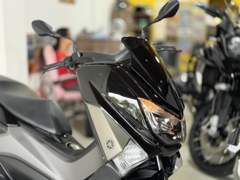 YAMAHA NMax 160 - Foto