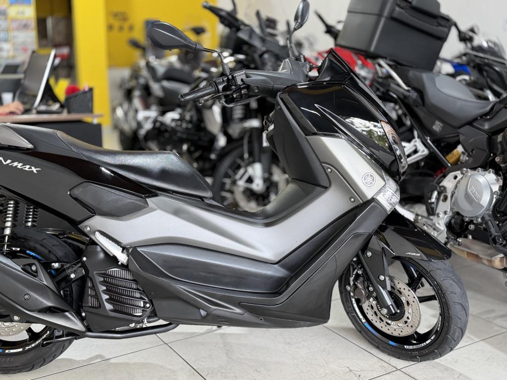 YAMAHA NMax 160 - Foto