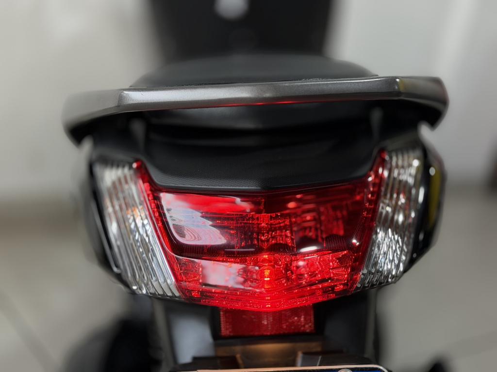 YAMAHA NMax 160 - Foto