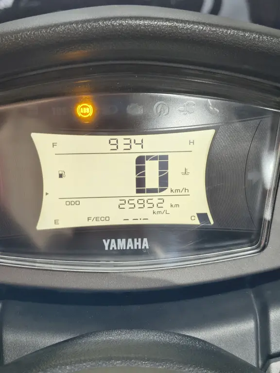 YAMAHA NMax 160 - Foto