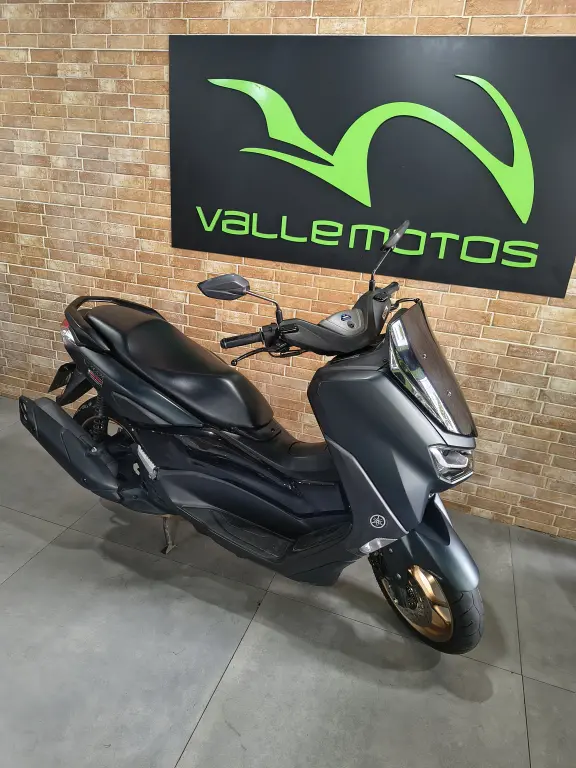 YAMAHA NMax 160 - Foto