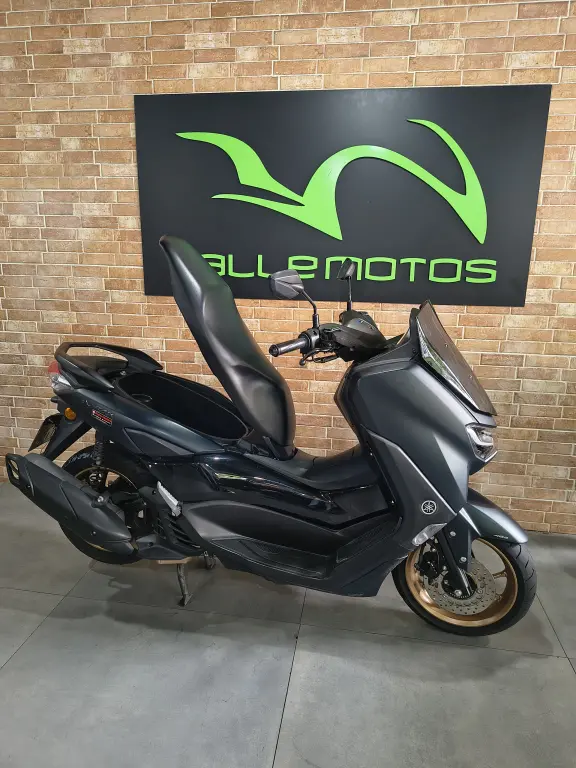 YAMAHA NMax 160 - Foto