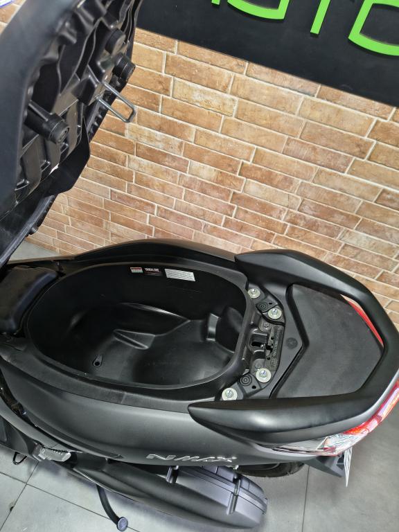 YAMAHA NMax 160 - Foto