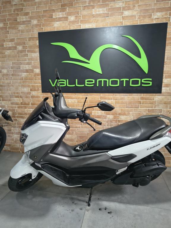 YAMAHA NMax 160 - Foto