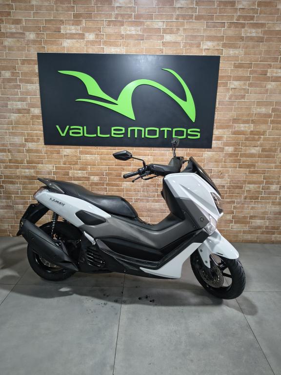 YAMAHA NMax 160 - Foto