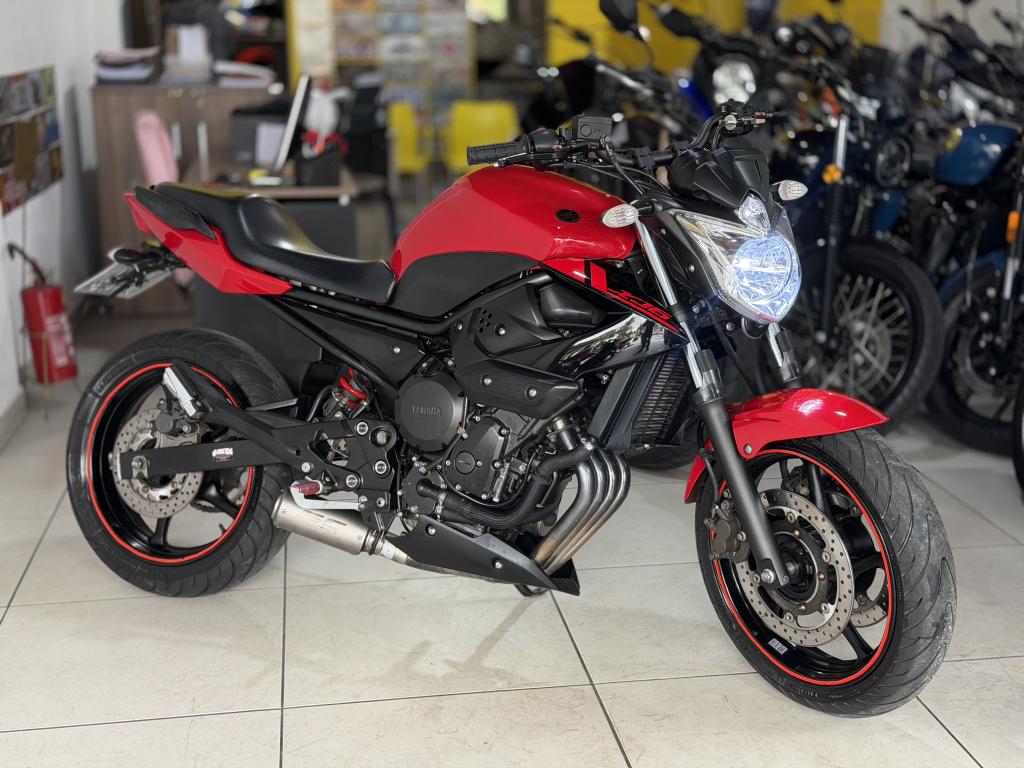 YAMAHA XJ6 600