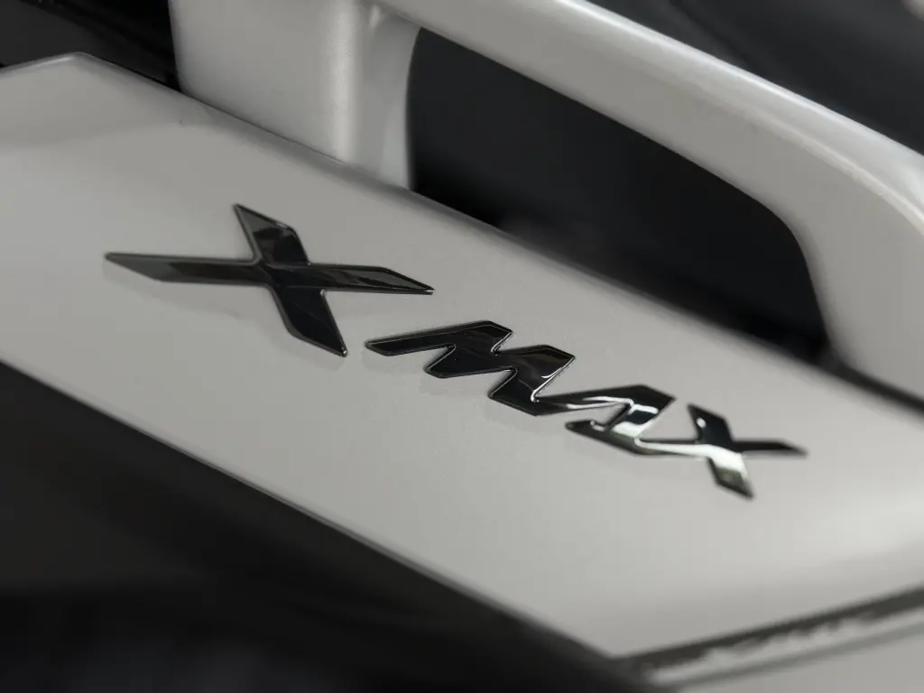 YAMAHA Xmax 250 - Foto