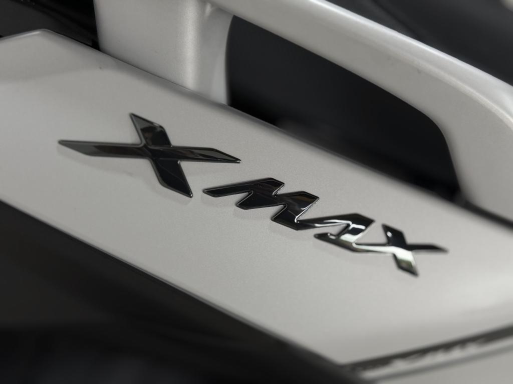 YAMAHA XMax 250 - Foto