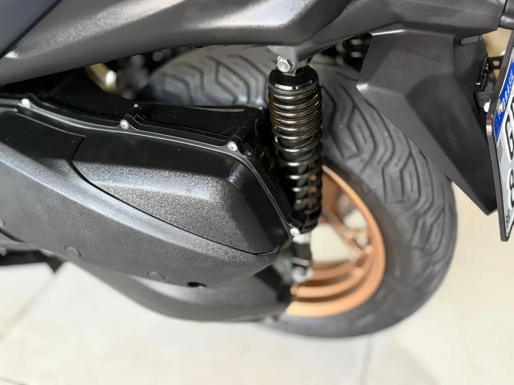 YAMAHA XMax 250 - Foto