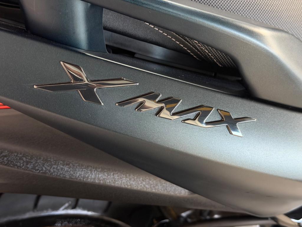 YAMAHA XMax 250 - Foto