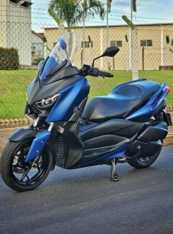 YAMAHA XMax 250