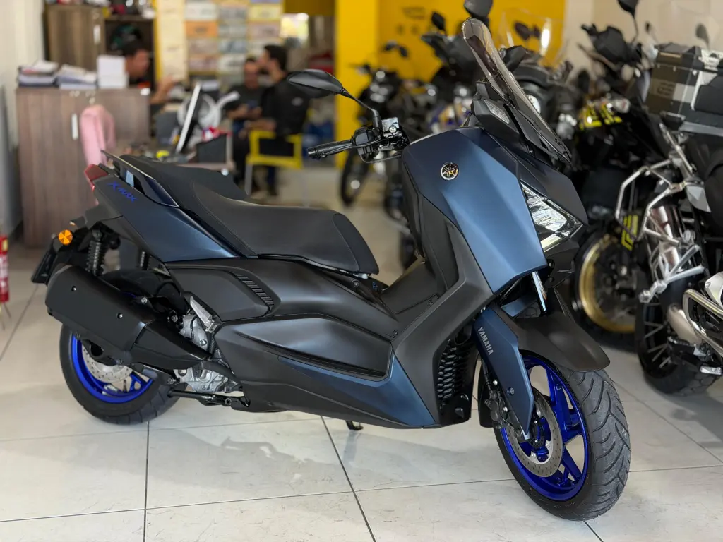 YAMAHA XMax 250