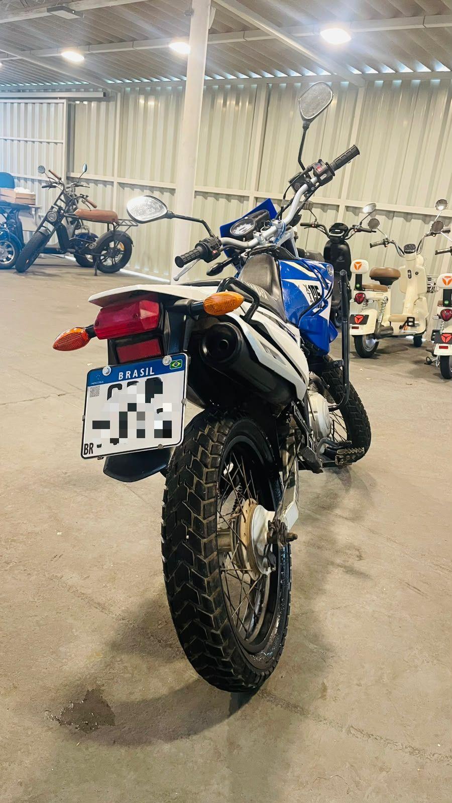YAMAHA XTZ 125 - Foto