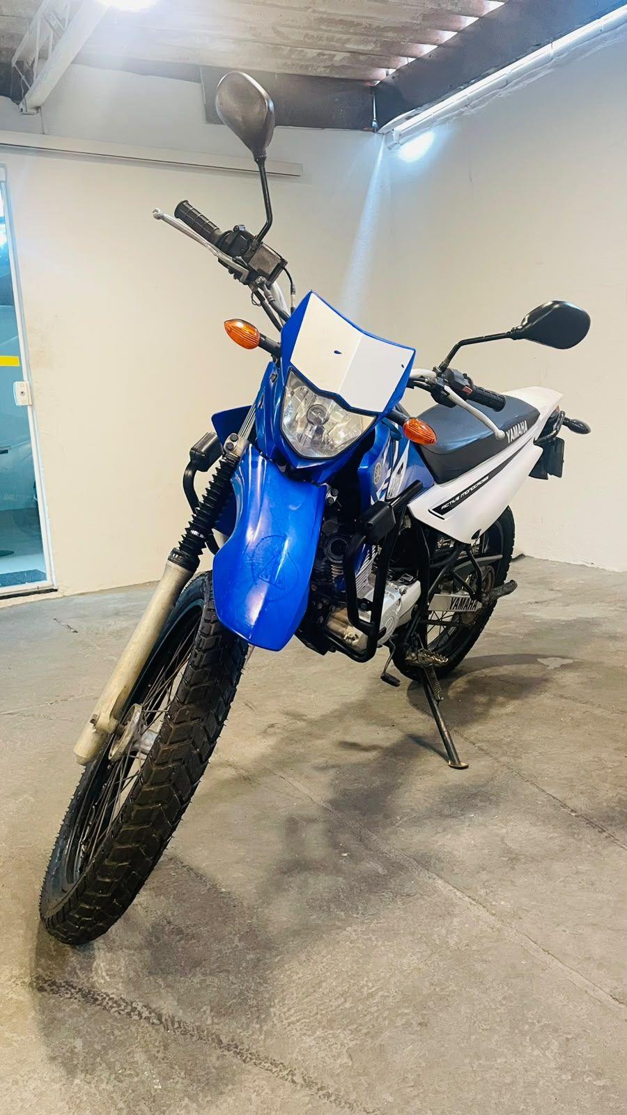 YAMAHA XTZ 125 - Foto