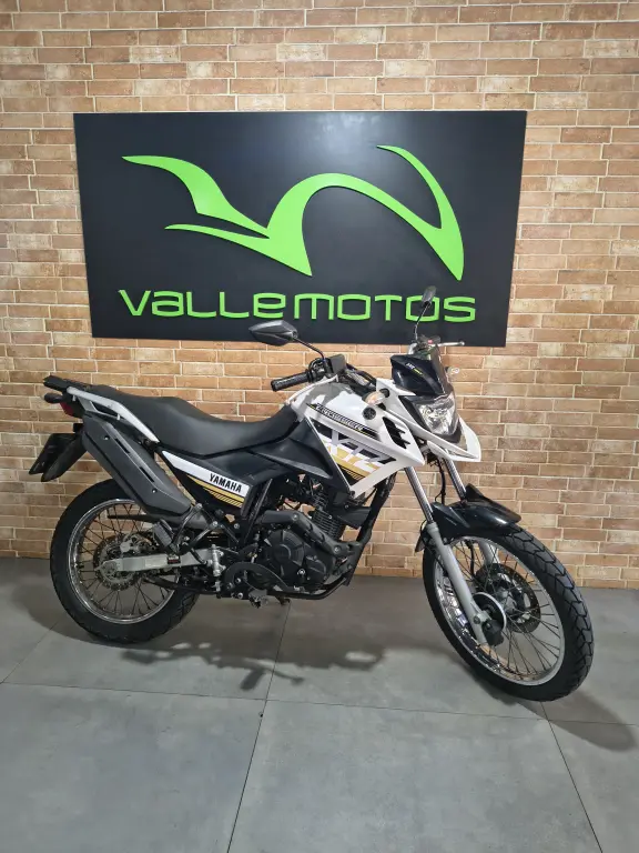 YAMAHA XTZ 150 Crosser - Foto
