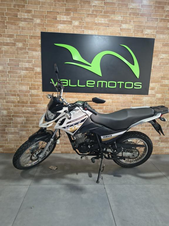 YAMAHA XTZ 150 Crosser - Foto