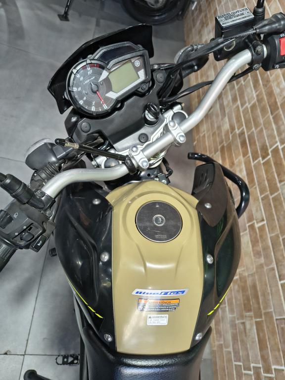 YAMAHA XTZ 150 Crosser - Foto