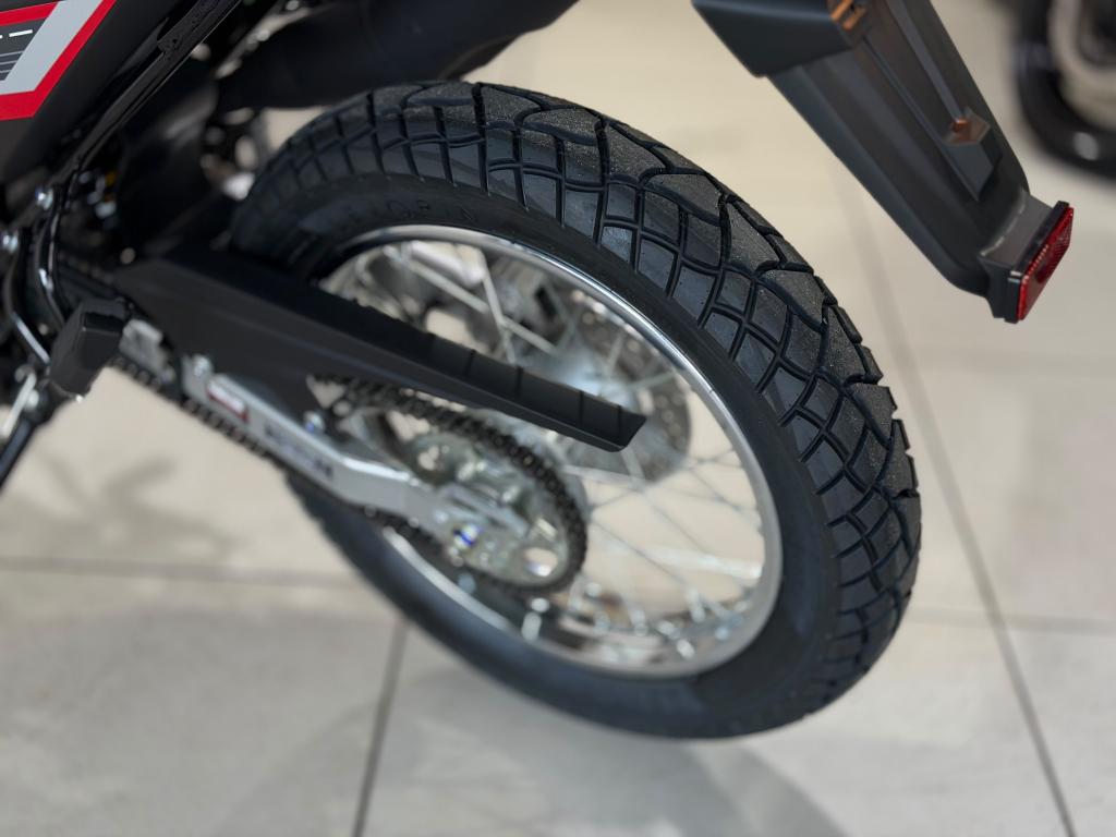YAMAHA XTZ 150 Crosser - Foto