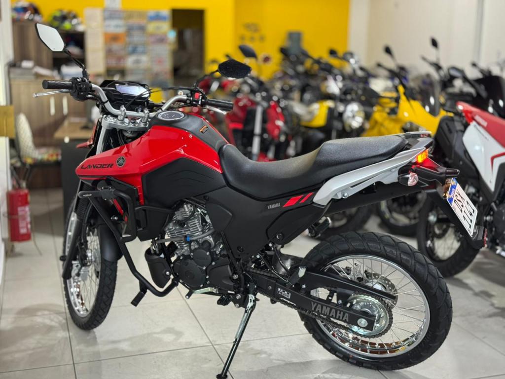 YAMAHA XTZ 250 - Foto