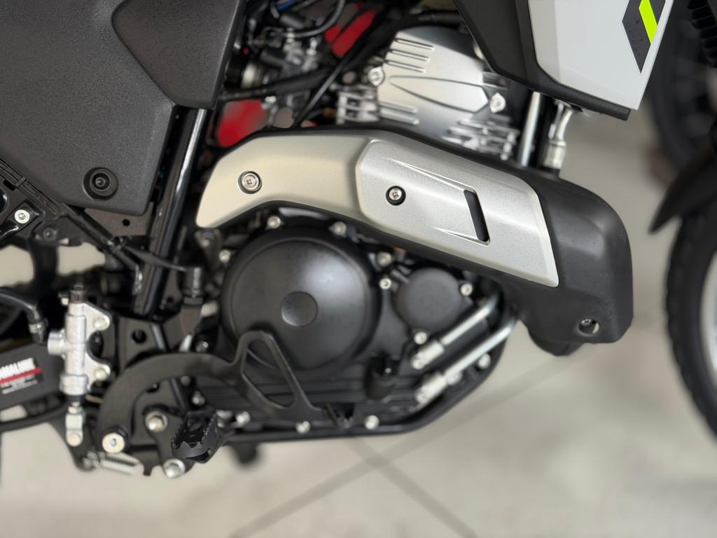 YAMAHA XTZ 250 - Foto