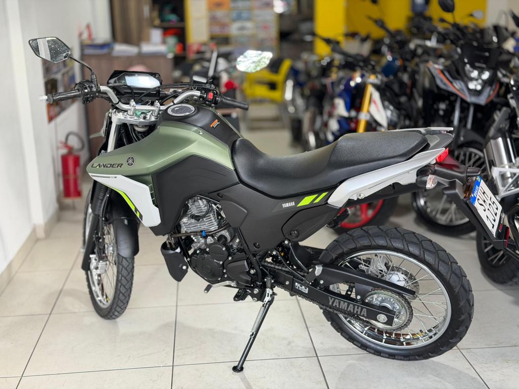 YAMAHA XTZ 250 - Foto