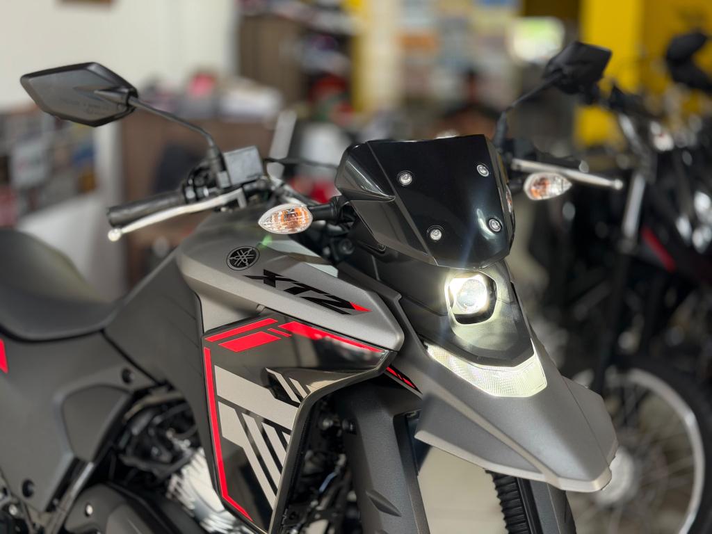 YAMAHA XTZ 250 - Foto