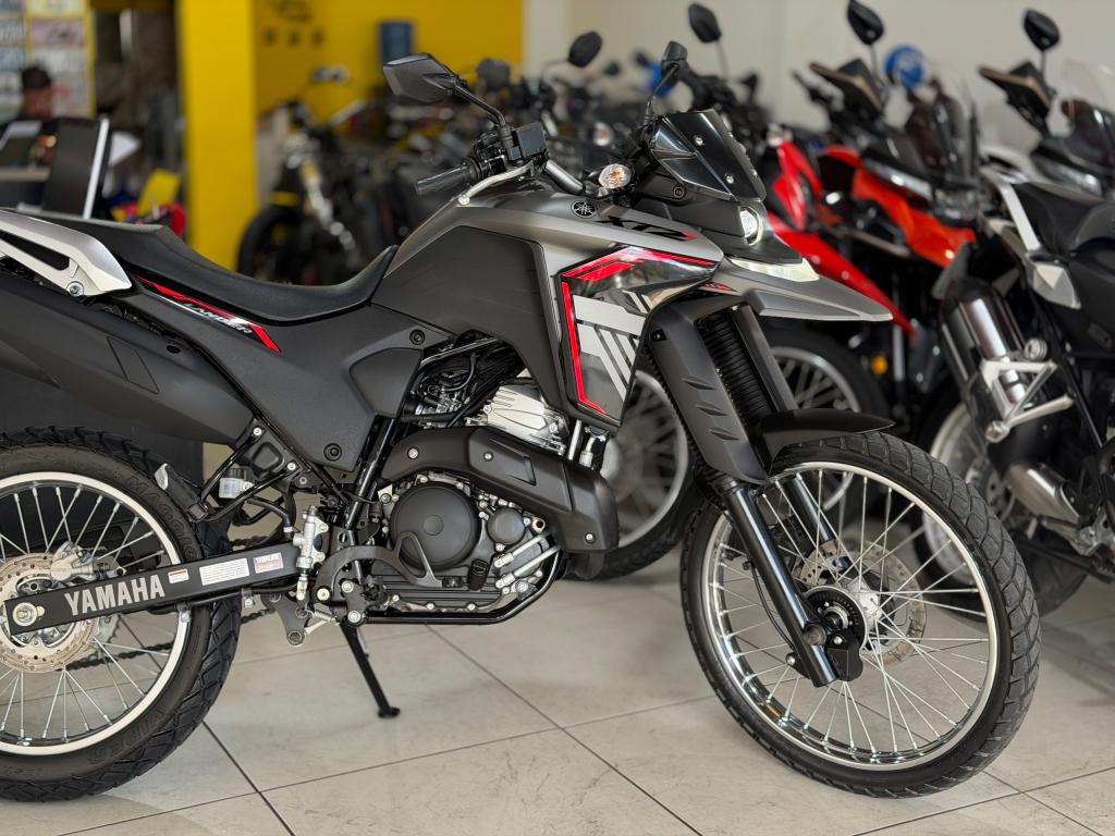 YAMAHA XTZ 250 - Foto