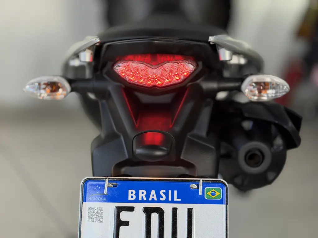 YAMAHA XTZ 250 - Foto
